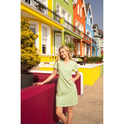 Lighthouse Size 14 Size 14