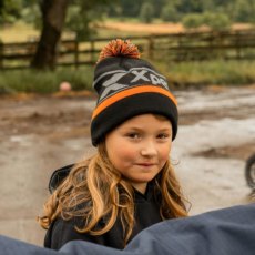 Xpert Junior Core Pom Pom Beanie Black/Orange Xpert Junior Core Pom Pom Beanie Black/Orange