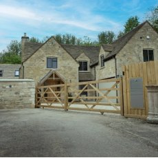 Ruby Planed 5 Bar Wooden Field Gate H 1.2m Ruby Planed 5 Bar Wooden Field Gate H 1.2m