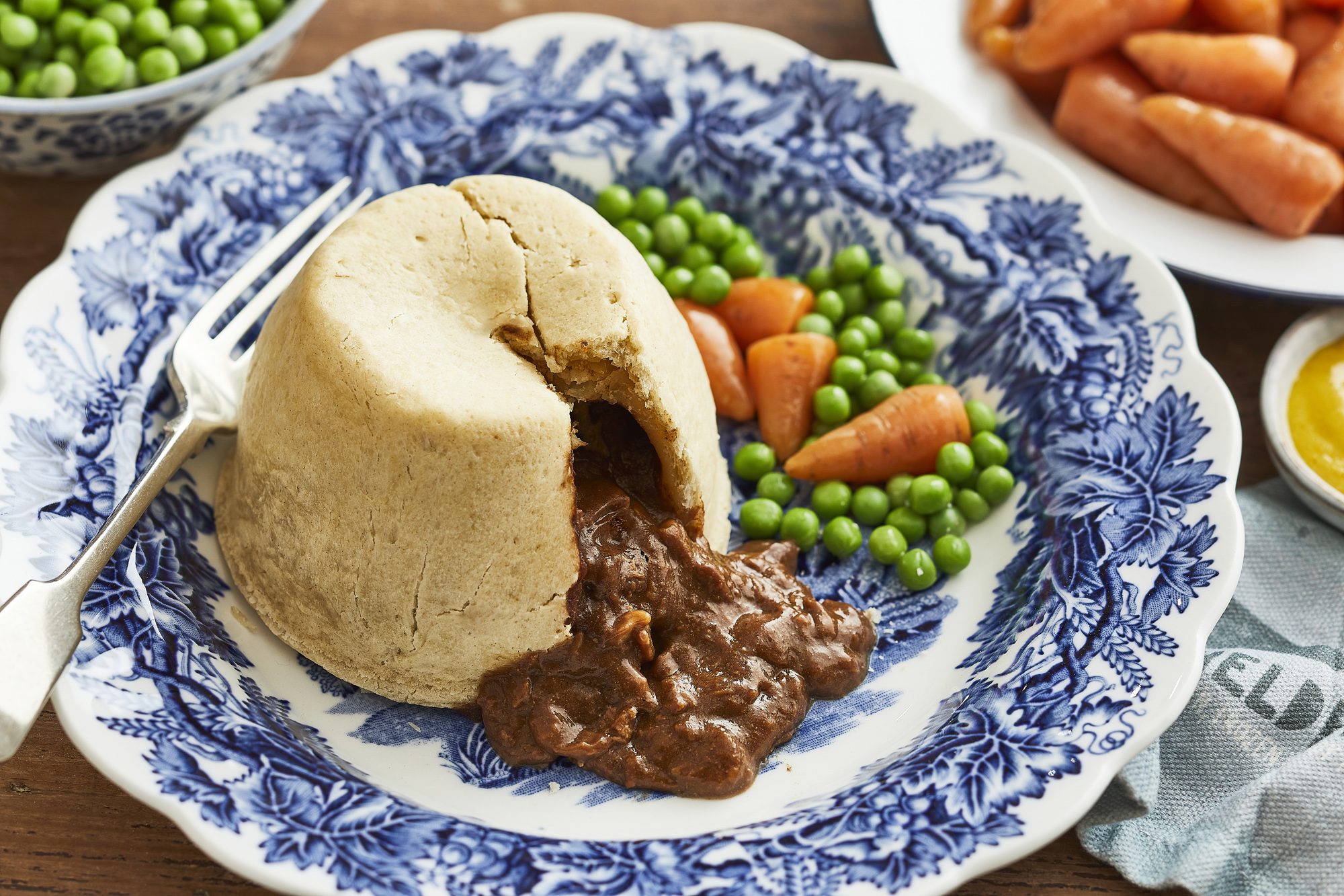 Steak and kidney pudding online in electric pressure cooker