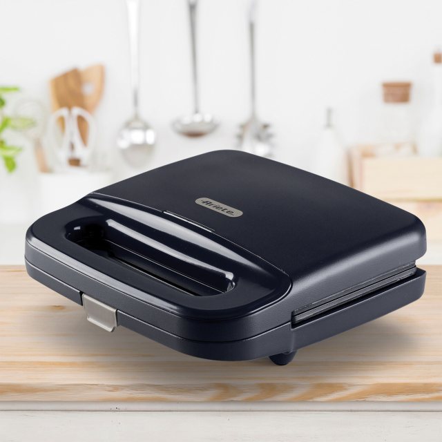 ARIETE Ariete Breakfast Line Sandwich Maker Dark Grey