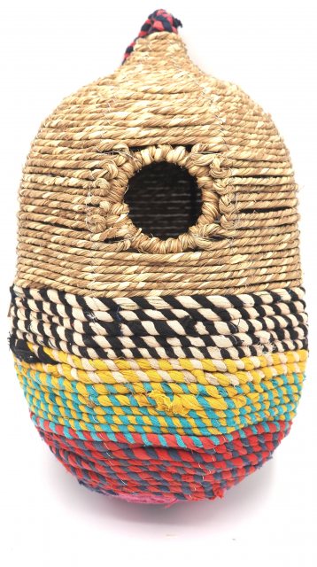 Jardinopia Jute Long Bird House