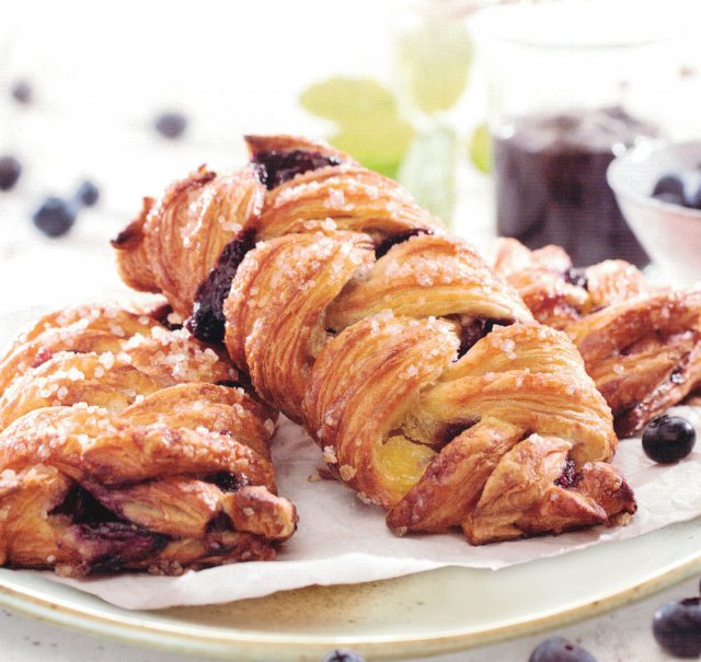 FIELDFAR Field Fare Frozen Blueberry Danish Pastry